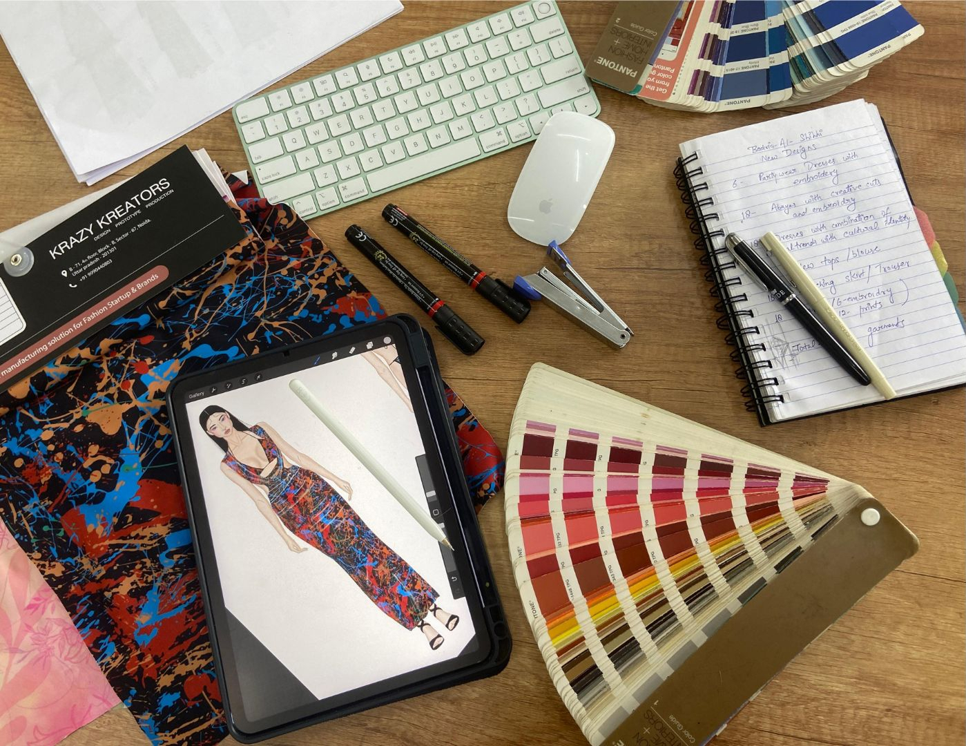 Why choose Krazy Kreators design services – collaborative team at work