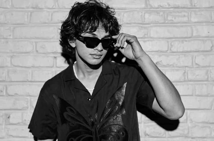 HY Official model styled in clothing