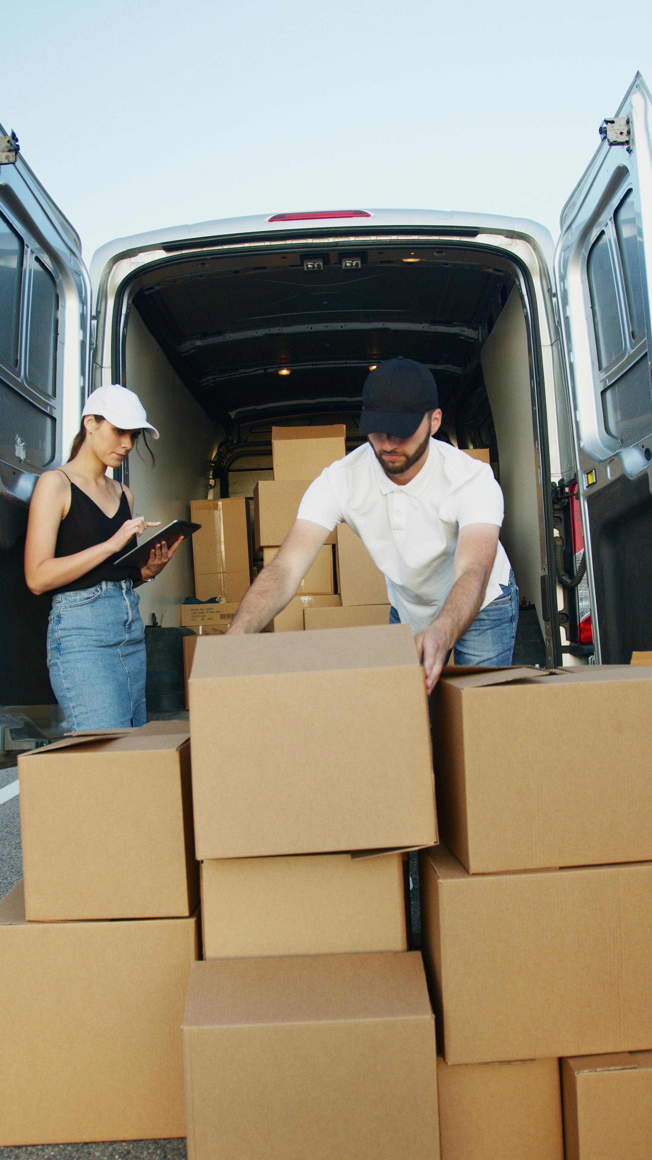 Challenges enterprise fashion brands face in operations and supply chain